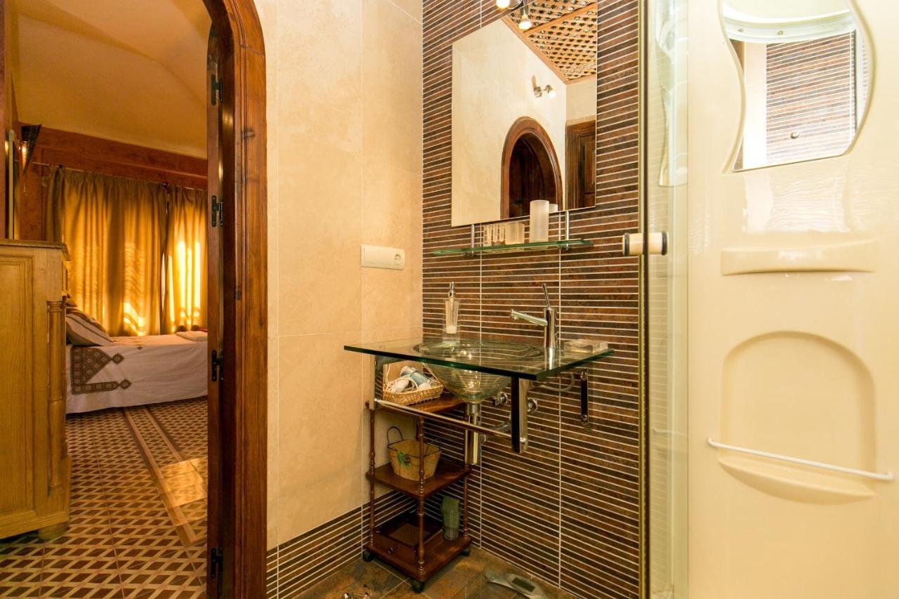 Charming Andalusian House - Free Parking Villa Гранада Екстериор снимка