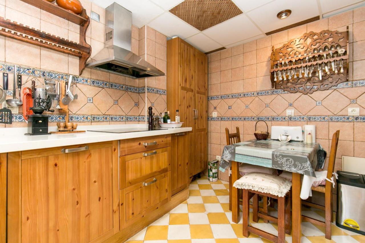 Charming Andalusian House - Free Parking Villa Гранада Екстериор снимка